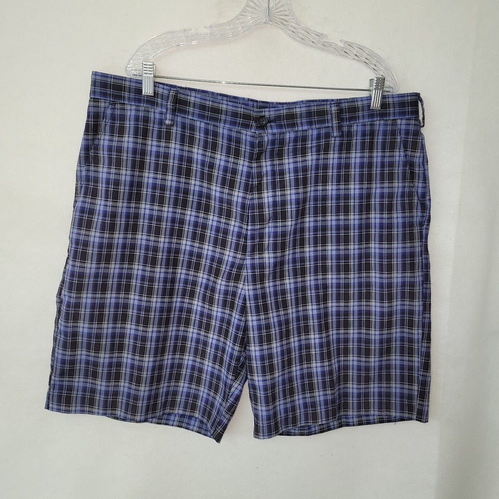 IZOD Shorts Mens 40 Blue Black Plaid Flat Front Golf 9.5" Inseam Flaw
